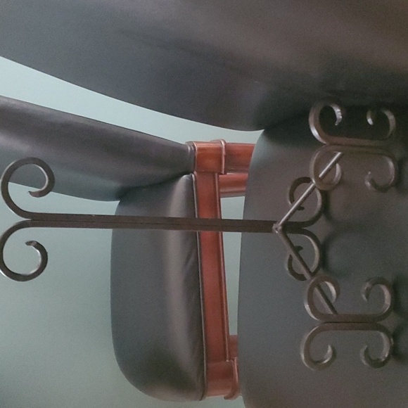 Cook book holder lack wrought iron like metal book holder - Picture 1 of 4